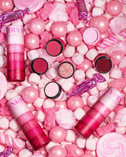 Minis pour la route : quatre ombres à paupières mates et une teinte irisée