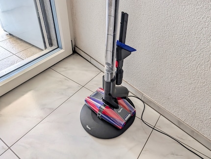 Gelobet sei die Ladestation ohne Wandbefestigung.