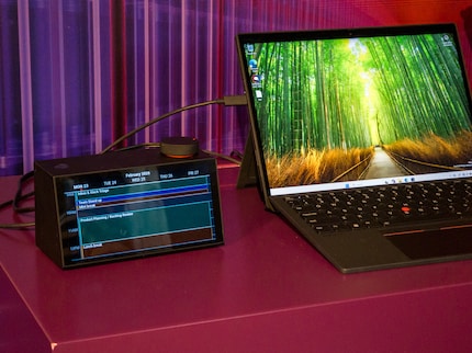 Dockingstation mit Kalenderanzeige und mehr.