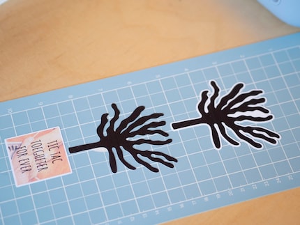 Mit dem Printable Vinyl von Cricut erhalte ich die besten Ergebnisse.