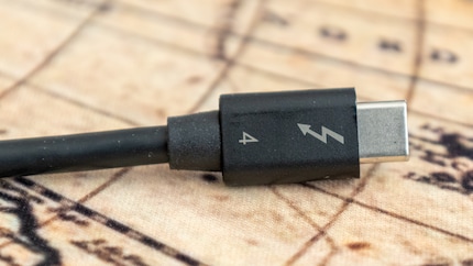 Thunderbolt-4-Kabel sind in der Regel eindeutig angeschrieben.