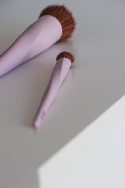 Nutze ich ebenfalls super gerne: den Make Up Buffer Brush für die Foundation aus derselben Linie.