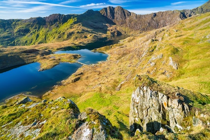 Wie weet hoe groot Wales eigenlijk is? Toch een mooi plaatje.