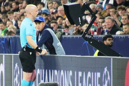 Hij weet het ook niet echt.