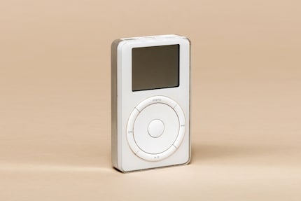 1000 Songs in deiner Tasche – und in einem geschlossenen Ökosystem: der erste iPod.