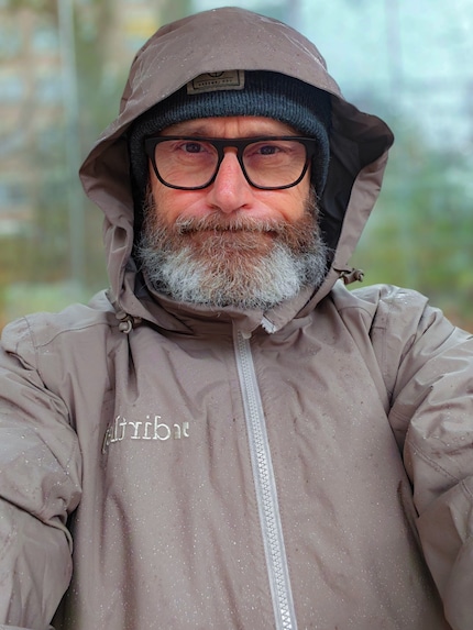 De stemming in Hamburg is eigenlijk goed. Het weer daarentegen is nogal klote.