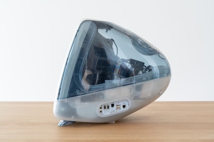 De verbindingen waren radicaal gereduceerd naar de maatstaven van die tijd.