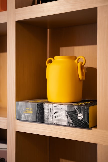 Alle Stücke von Baron y Vicario sind aus Kunstharz, 25 Jahre erforscht.