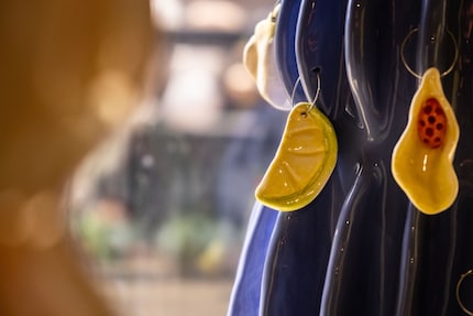 Früchte, die Charms für Armbänder gleichen.