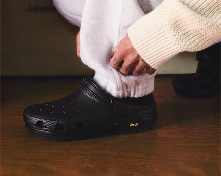 De Classic EXP klomp van Crocs.