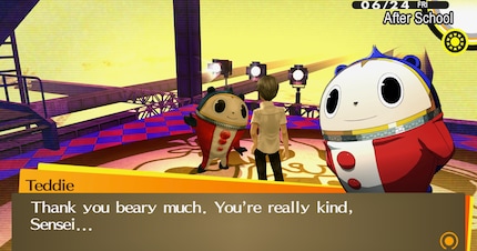 Teddie is meestal alleen zo aardig tegen minderjarige meisjes.