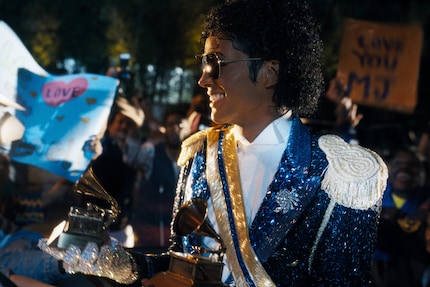 Ein Leben lang Peter Pan: Michael Jackson wuchs ohne Kindheit auf und suchte sie später wohl dort, wo er sie nie hatte.