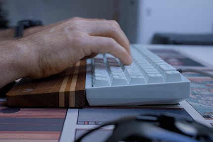Ich tippe gerne auf der Tastatur – trotz Tray-Mount-Aufbau