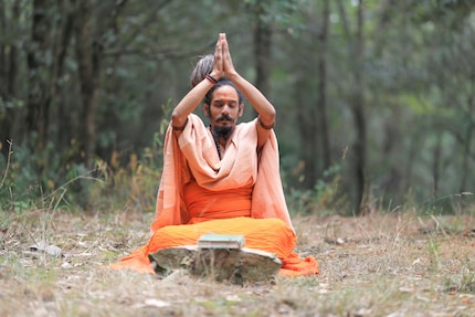 Du musst nicht gleich zum Yogi werden. Einfach mal anfangen, reicht auch.