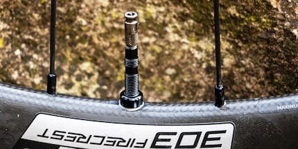 Stan's Ventil und Click Valve von Schwalbe am Gravelbike.