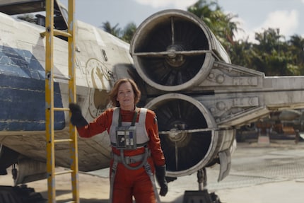 Sigourney Weaver ist auch dabei, spielt aber so hölzern wie selten.