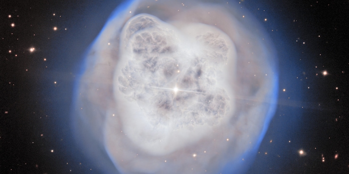 © International Gemini Observatory/NOIRLab/NSF/AURA / Image Processing: J. Miller & M. Rodriguez (International Gemini Observatory/NSF NOIRLab), T.A. Rector (University of Alaska Anchorage/NSF NOIRLab), D. de Martin & M. Zamani (NSF NOIRLab) / NGC 1514: The Crystal Ball Nebula / CC BY 4.0 (Ausschnitt) © International Gemini Observatory/NOIRLab/NSF/AURA / Image Processing: J. Miller & M. Rodriguez (International Gemini Observatory/NSF NOIRLab), T.A. Rector (University of Alaska Anchorage/NSF NOIRLab), D. de Martin & M. Zamani (NSF NOIRLab) / NGC 1514: The Crystal Ball Nebula / CC BY 4.0 (Ausschnitt)