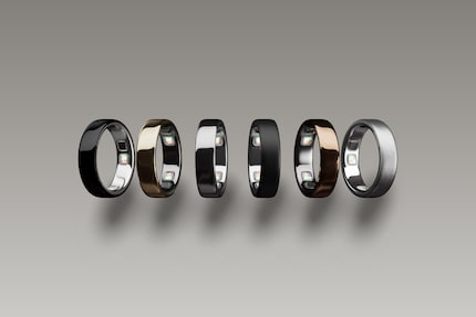 Der Ring ist in sechs Farben erhältlich.
