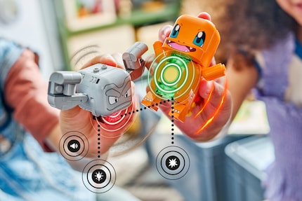 Glumanda and Kleinstein show how Lego stages smart play: with light, sound and built-in reactions.