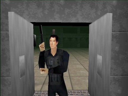 Brosnan. Pierce Brosnan.