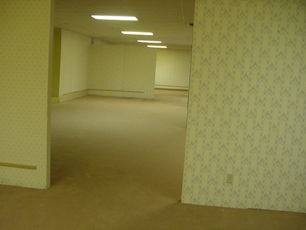 Dieses Bild legte der Grundstein für das Backrooms-Phänomen und schliesslich den gleichnamigen Film.