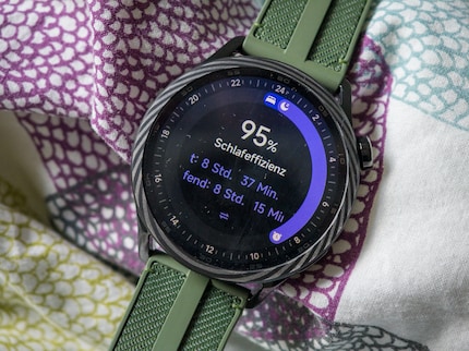 Für die Xiaomi Watch ist mein Schlaf offenbar erst beendet, wenn ich aufstehe, und nicht, wenn ich beim Klingeln des Weckers zum Smartphone greife. 