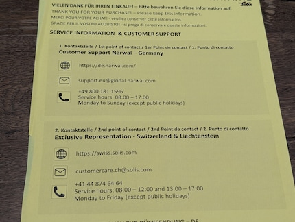 Die Daten für den Kundendienst liegen direkt im Paket – inklusive lokaler Telefonnummer.