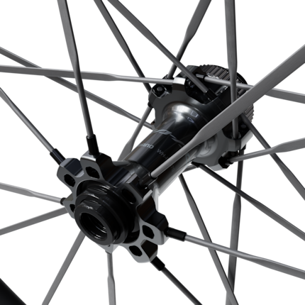 Auch die Speichen der neuen Laufräder bestehen aus Carbon.