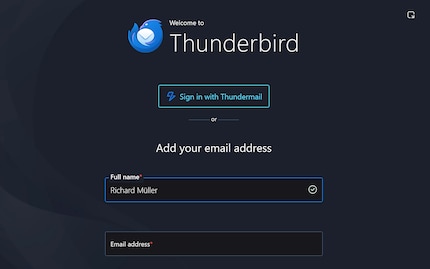 Ein Mailclient wie Thunderbird ist nur die sichtbare Oberfläche, die eigentliche Arbeit liegt beim Betrieb des Mailservers.