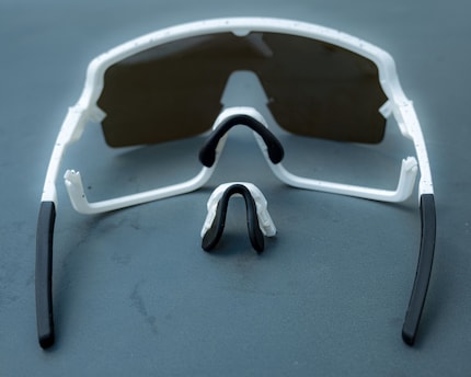 Die Brille hat entweder einen Voll- oder einen Halbrahmen. Your Call.