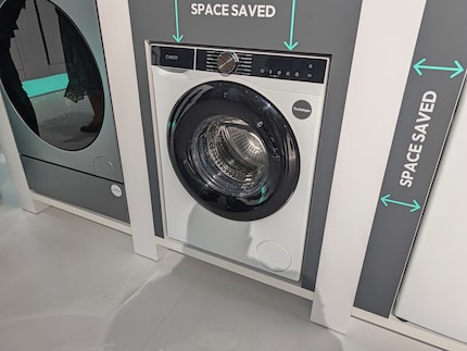 Die Mini Wash passt auch in kleine Ecken im Badezimmer.