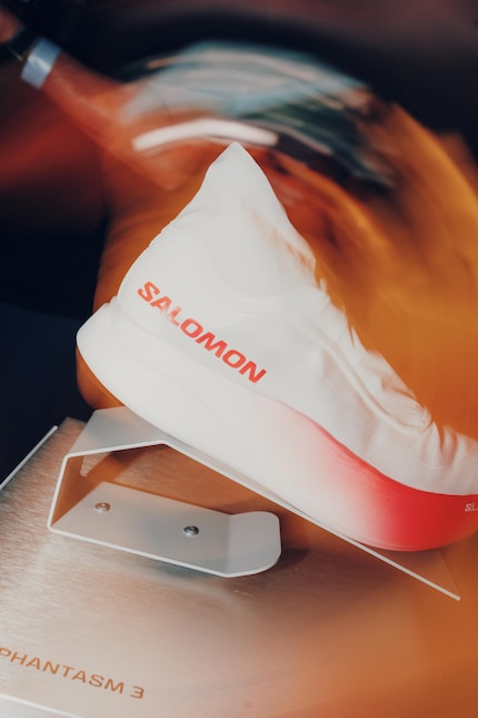 Der Salomon S/Lab Phantasme 3 ist einer der Strassenlaufschuhe, der Salomons Expertise zeigen soll.
