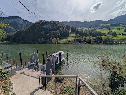 Zur Insel komme ich nur mit dem Boot.