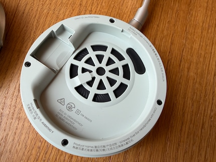 Hier bietet der Aventho Y Platz für den USB-C-Dongle fürs Headset