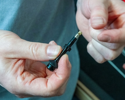 Beim Universal+ ist der Gummi-Stopper durch eine Alu-Variante ersetzt worden.