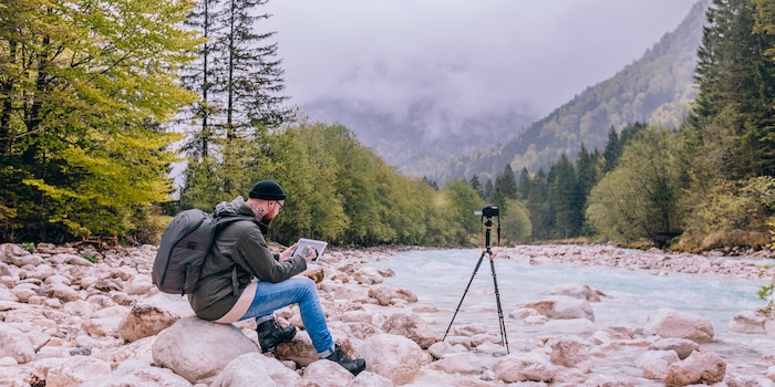 Wettergeschützt macht die EOS 6D Mark II auch draussen eine gute Figur. Wettergeschützt macht die EOS 6D Mark II auch draussen eine gute Figur.