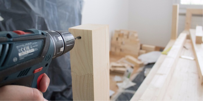 Nel montare lo schienale è stata fatta un po' di improvvisazione.