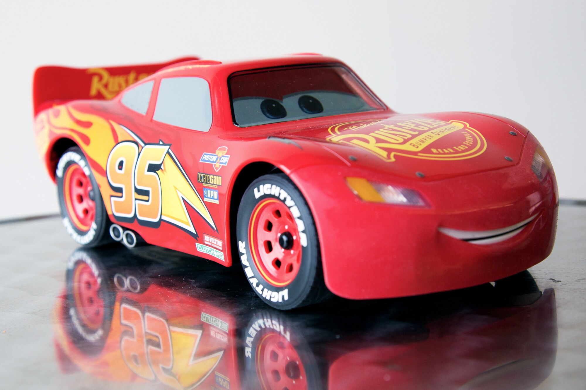 Remote control car 2.0: Sphero's Lightning McQueen - Galaxus