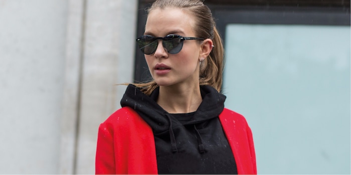 Très en vogue: grâce à leur polyvalence, les pulls à capuche jouissent d'une grande popularité. Avec des manteaux et des doudounes, ils sont parfaits pour l'hiver. Très en vogue: grâce à leur polyvalence, les pulls à capuche jouissent d'une grande popularité. Avec des manteaux et des doudounes, ils sont parfaits pour l'hiver.