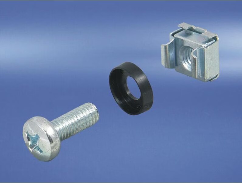 19"-Befestigungssatz (Schraube, Scheibe, Mutter) - BEFESTIGUNGSSATZ M6 100STK