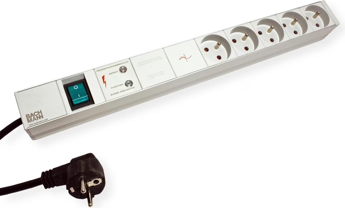 Stromverteilungseinheit (Rack - einbaufähig) - Wechselstrom 230 V - Ausgangsansc